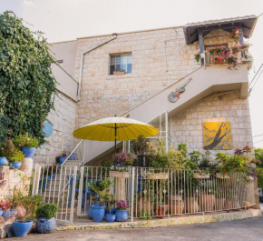 Отель Khalil lane in the Village  Mi'ilya